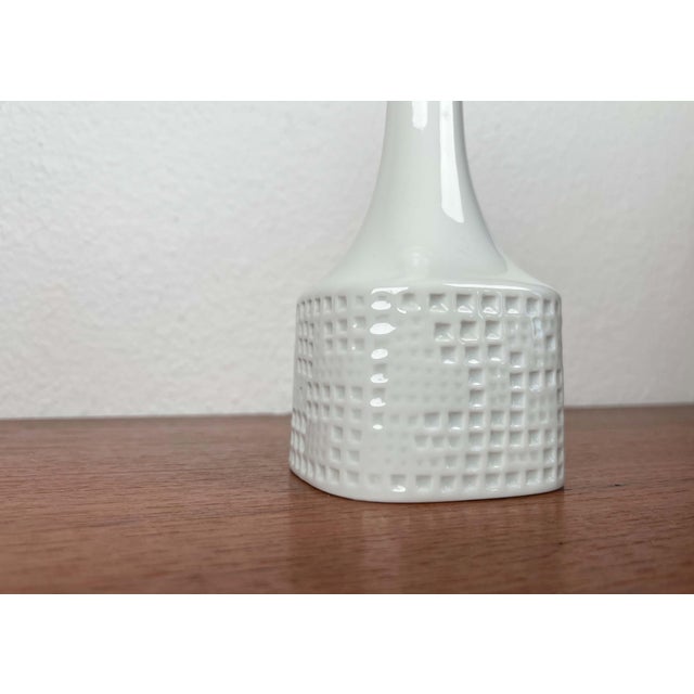Vintage German Porcelain Vase by Hans Achtziger for Hutschenreuther, 1970s For Sale - Image 6 of 14