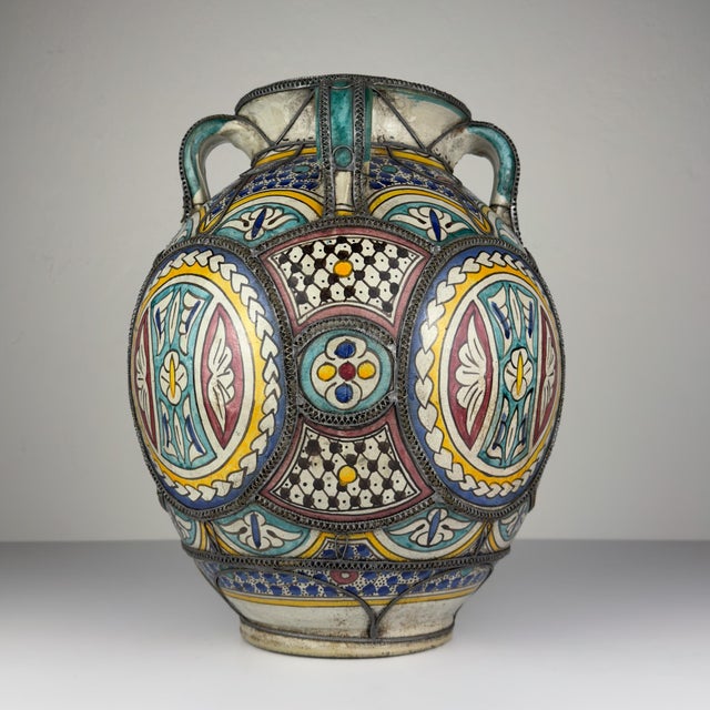 Vintage Moroccan Palatial Pottery Vase, 1930s-1950s For Sale - Image 17 of 17