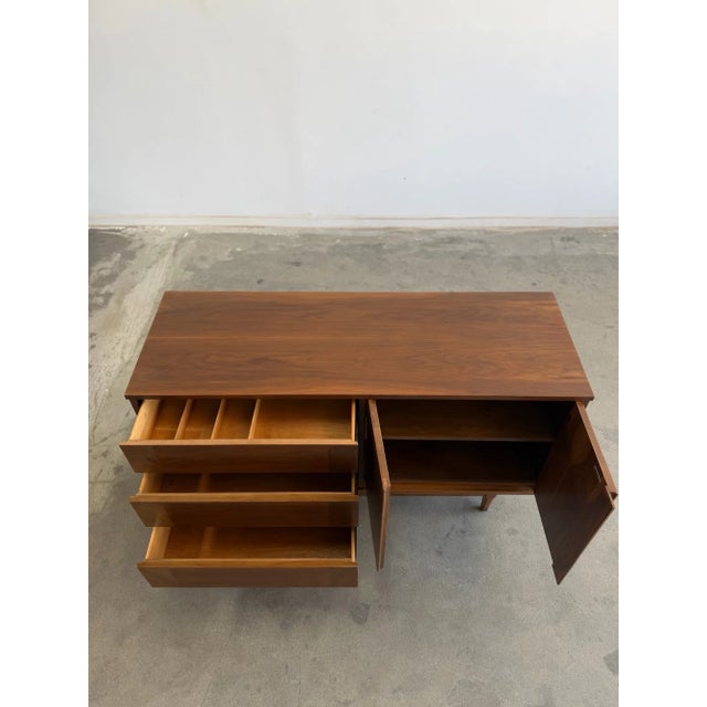 1960s Compact Walnut Credenza by Basset, Attributed For Sale - Image 4 of 9