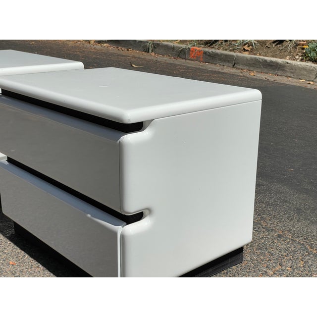 1980s Post Modern White Lacquered Rougier Nightstands - a Pair For Sale - Image 9 of 12