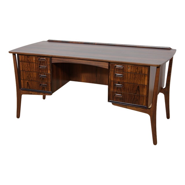 Mid-Century Modern Danish Rosewood Desk by Svend Åge Madsen for H.P. Hansen, Denmark, 1960s For Sale