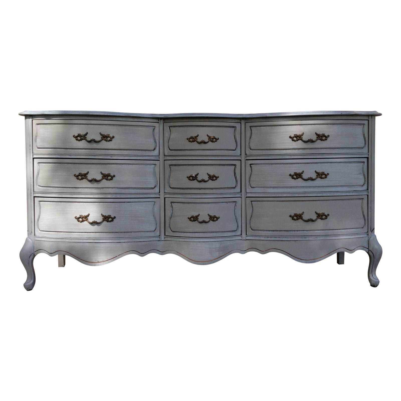 Vintage Broyhill French Provincial Dresser Chairish