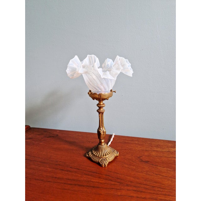 Table Lamp in Gilt Bronze and Opalescent Glass, Early 20th Century For Sale - Image 12 of 18
