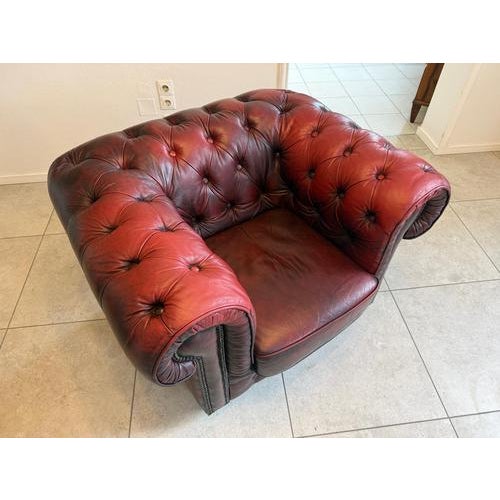 Chesterfield Club Armchair in Leather For Sale - Image 14 of 18