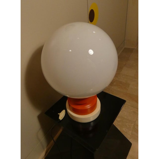 Mid-Century Modern Opaline Glass and Wood Table Lamp, Italy, 1970s For Sale - Image 3 of 11