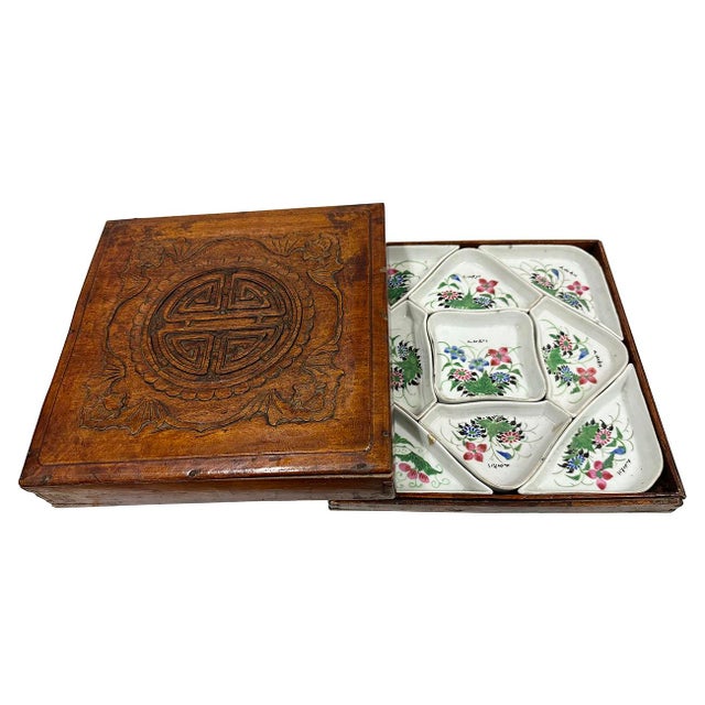 Early 20th Century Antique Chinese Famille Rose Sweetmeat Dishes Set With Wooden Box For Sale - Image 9 of 12
