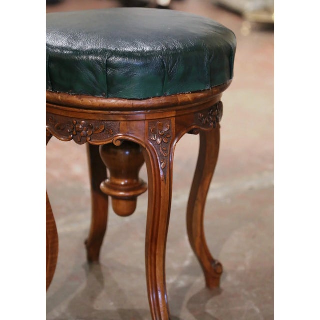 19th Century French Louis XV Walnut Adjustable Piano Stool For Sale - Image 4 of 12