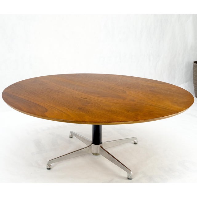 Hi-Lo Convertible Dining to Coffee Adjustable Height Round Table Danish MCM For Sale - Image 4 of 12