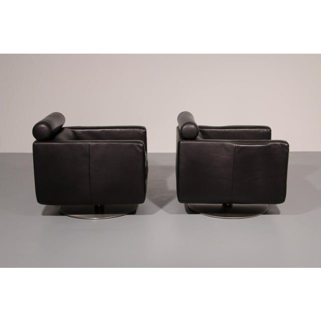 Animal Skin Modern Italian Leather Chairs in Steel by Natuzzi, Italy, 1970, Set of 2 For Sale - Image 7 of 12