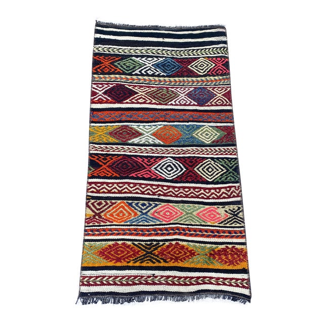 Hand-Knotted Wool Hatchlu Parda Rug - 4' X 6.1' For Sale