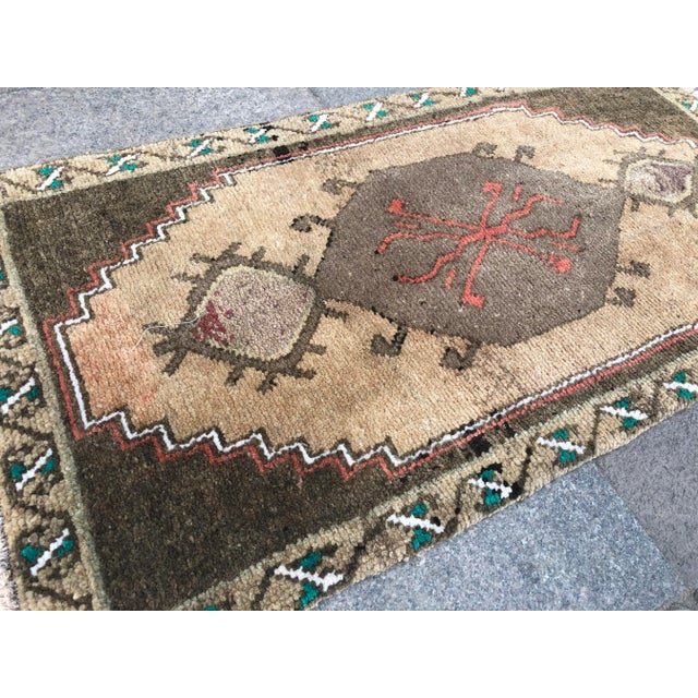 1960s Vintage Nomadic Handknotted Rug- 1′9″ × 3′3″ For Sale - Image 4 of 6
