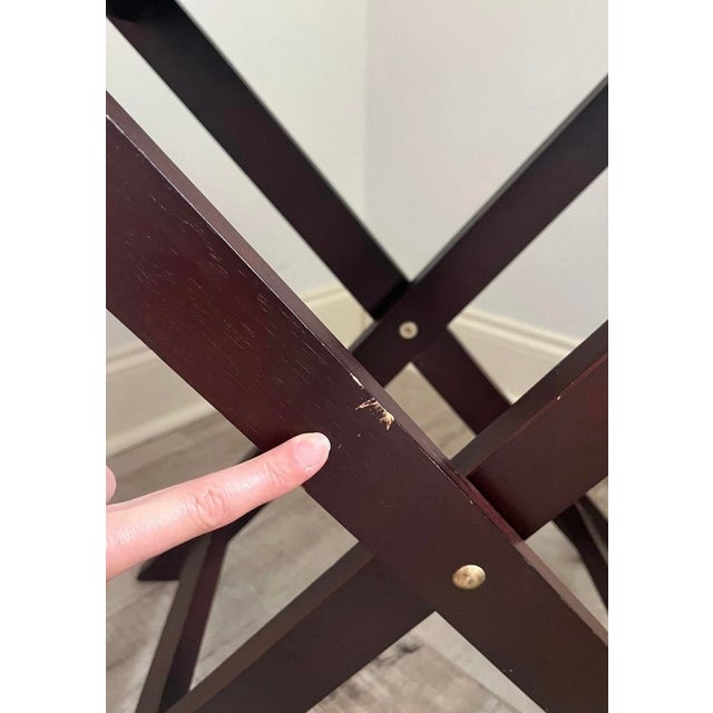 Mid-Century Modern 1980s Dark Wood Folding Butler Tray Table Woven Bamboo Inlay Removable Serving Tray For Sale - Image 3 of 13