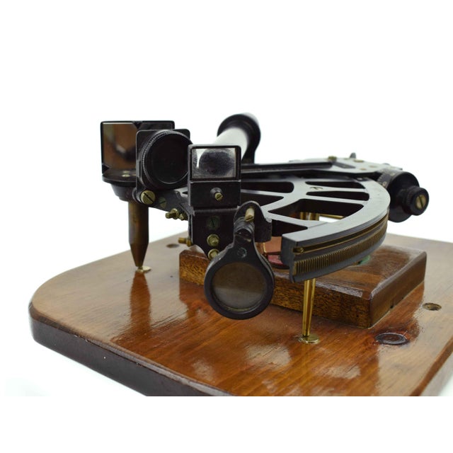 Authentic 1944 Mounted David White Sextant Ship Navigator Wall Decor Usa For Sale - Image 4 of 8