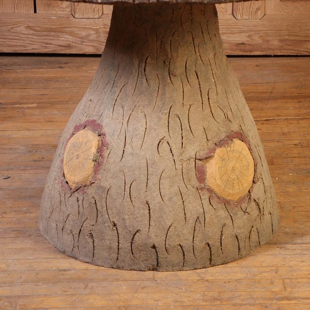 French Cast Stone Faux Bois Garden Table, C. 1960 For Sale In Philadelphia - Image 6 of 6
