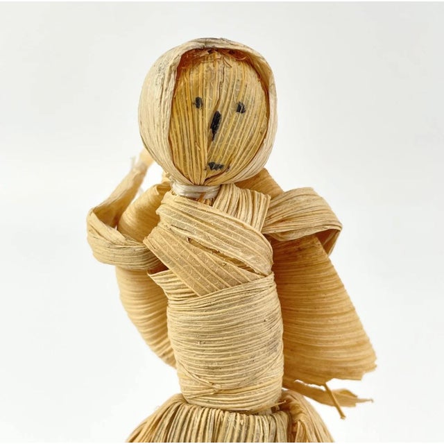 In Zimbabwe all parts of the corn ear are utilized. The husks can be woven into ropes and twine, and molded into...