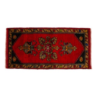 Hand Knotted Small Turkish Rug. Organic Wool 1960's Entryway Decor DoorMat, Accent Rug - 22'' X 44'' For Sale