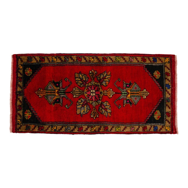 Hand Knotted Small Turkish Rug. Organic Wool 1960's Entryway Decor DoorMat, Accent Rug - 22'' X 44'' For Sale