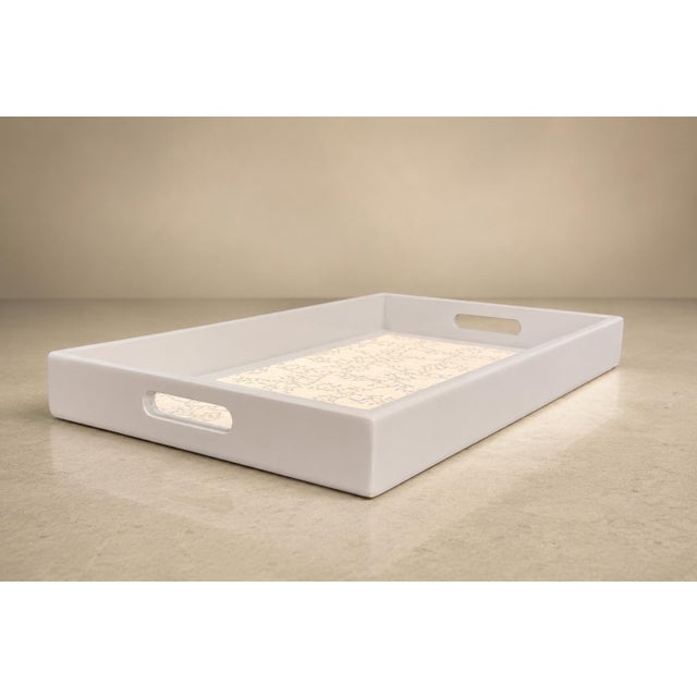 Large "Butterflies" Decorative Tray, Lacquered Wood, Ensamble Artesano, 2024 For Sale - Image 13 of 16