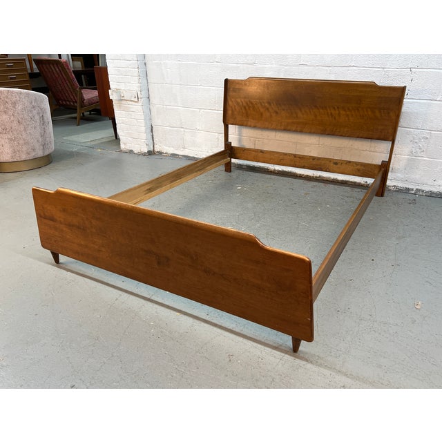 Vintage mid-century modern bed frame designed by Russel Wright for the Conant Ball Company. ***No makers marks or labels...