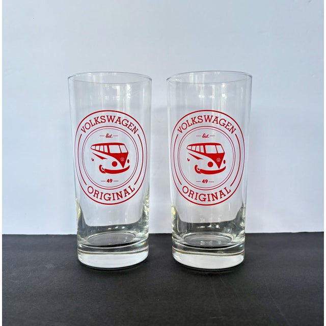 Mid 20th Century Vintage Volkswagen Bus Drinking Glasses | Set of 2 | Volkswagen Original Ets 49 | Red Vw Transporter | 6" Tumbler | Rare Retro Barware For Sale - Image 5 of 6