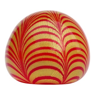 Vintage Murano Venetian Vetro Artistico Red Gold Flecks Pulled Feather Italian Art Glass Paperweight For Sale
