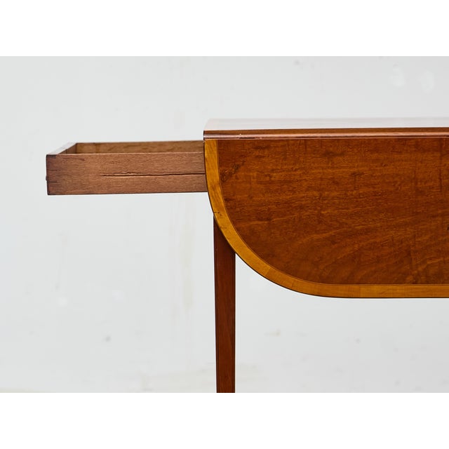 Wood Early 19th Century Regency Mahogany Pembroke Table with Satinwood Inlay and Casters For Sale - Image 7 of 12