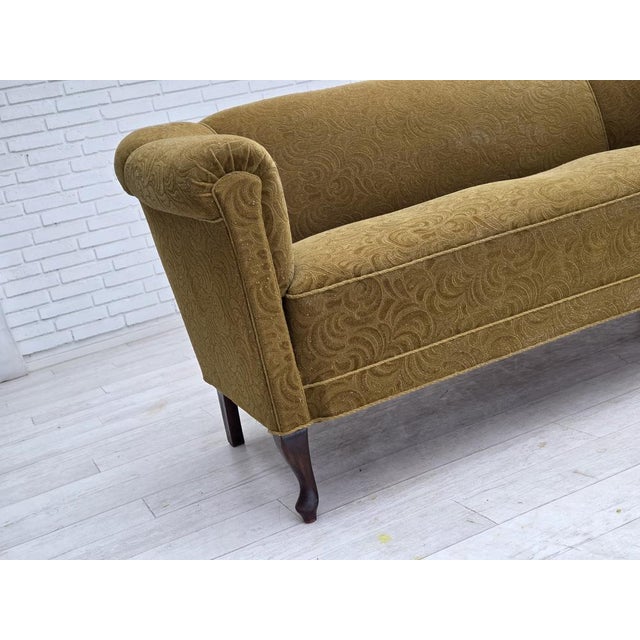 Mid-Century Modern Danish 2-Seater Sofa in Green Wool, 1950s For Sale - Image 3 of 18