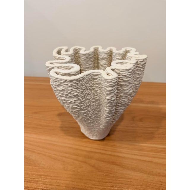 2020s Global Views- Ripple Printed Vase-Matte White For Sale - Image 5 of 8