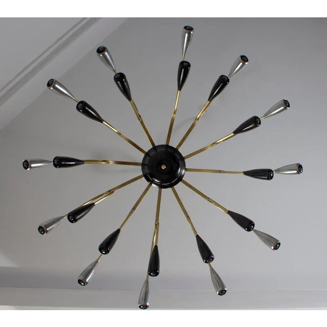 Mid-Century Brass and Murano Glass Chandelier in the style of Stilnovo, 1950s For Sale - Image 11 of 13
