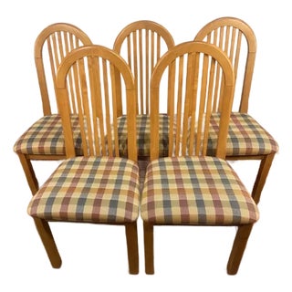 1980s Set of 5 Saloom Arch Back Plaid Upholstered Chairs For Sale