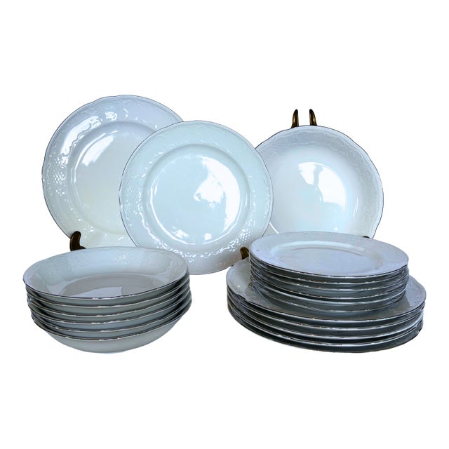 Seltmann Weiden Bavaria Porcelain Dinner Set 18 P. For 6, White Embossed Marie-Luise Style, Platinum Rim, Circa 1960 For Sale