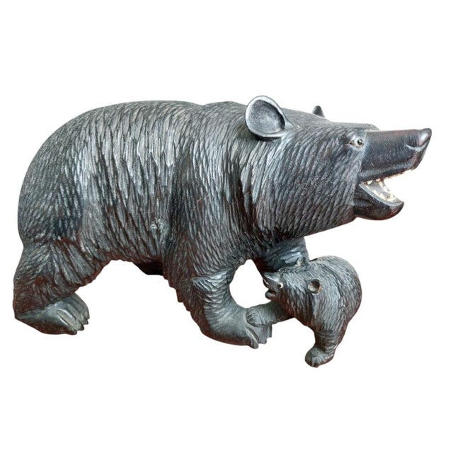 French Black Forest Carved Bear Figures, 1940s, Set of 2 For Sale - Image 3 of 4