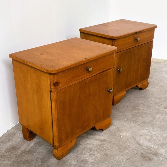Vintage Art Deco Bedside Cabinets in Wood, 1930s, Set of 2 For Sale - Image 4 of 10