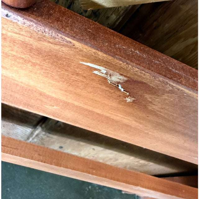 Vintage, in the Style of Ethan Allen - Spindle Queen/ King Headboard (Only No Side, Rails or Footboard) For Sale - Image 9 of 10