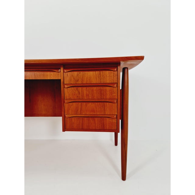 Vintage Danish Teak Desk from GV Møbler, 1960s For Sale - Image 5 of 18