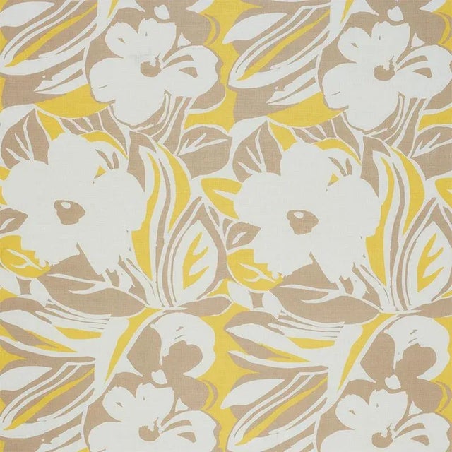 Abstract Sample - Schumacher Stevie Fabric in Neutral For Sale - Image 3 of 3