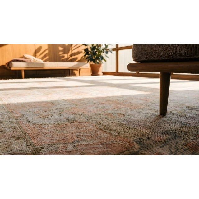 Early 20th Century Turkish Cotton Kayseri Carpet ( 9' x 12'6" - 275 x 380 ) For Sale - Image 9 of 10
