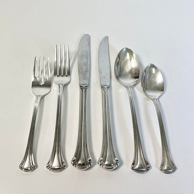 Silver 1970s Vintage Traditional Hollywood Regency Silver Plate Flatware - Set of 71 For Sale - Image 8 of 18