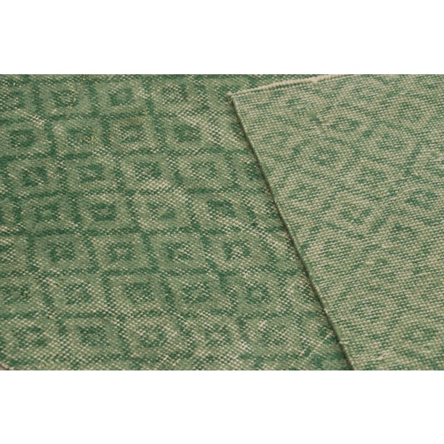 Green Vintage Turkish Runner Rug, Green With Diamond Patterns – Rug & Kilim For Sale - Image 8 of 8