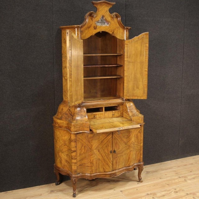 Vintage Venetian Trumeau in Walnut, 1950s For Sale - Image 4 of 13