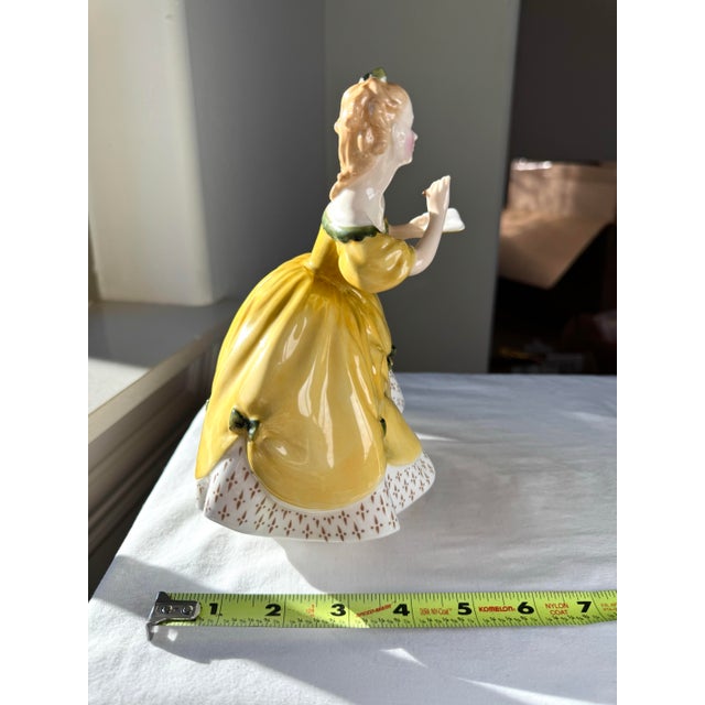 1959 Royal Doulton Figurine ~ "The Last Waltz" ~ Hn 2315 For Sale - Image 11 of 12