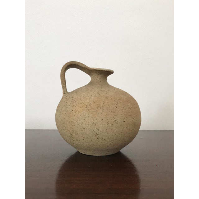 Stoneware vase, modern vintage, designed and produced by the Italian artist Bruno Gambone in shades of light brown,...