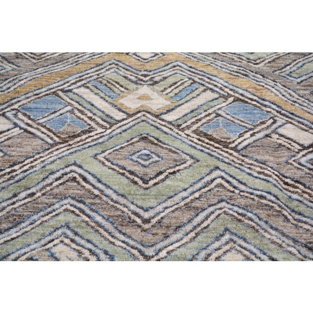 Moroccan Hand Knotted Wool Rug, 9'6"x14' For Sale In New York - Image 6 of 6