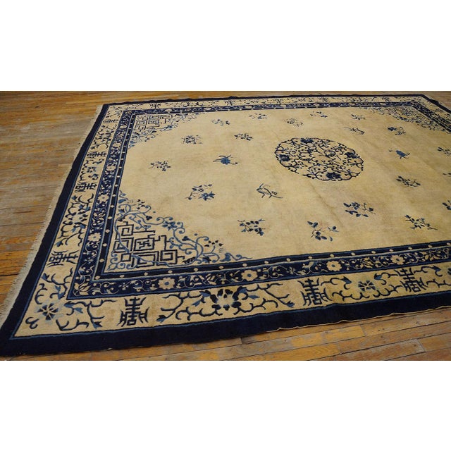 1920s Beige Cream Polka Dot Medallion Antique Chinese Peking Knotted Wool Rug For Sale In New York - Image 6 of 10