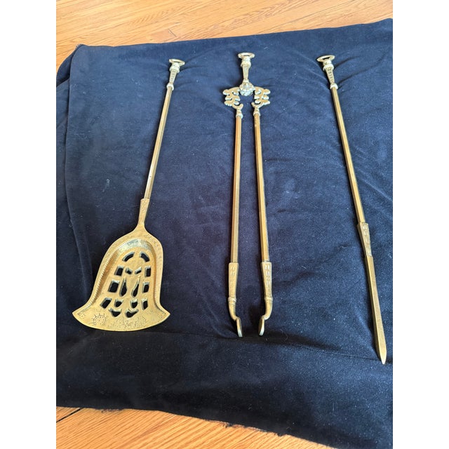 Metal 19th Century Victorian Brass Hunting Fireplace Tool Set - 4 Pcs. For Sale - Image 7 of 9