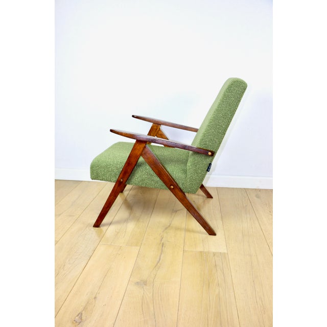Vintage B-310 Var Armchair in Green Boucle, 1970s For Sale - Image 3 of 10