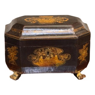 Early 19th Century Chinese Export Lacquer Tea Caddy With Original Lead Liners For Sale