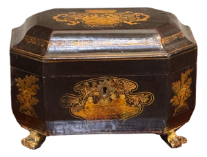 Early 19th Century Chinese Export Lacquer Tea Caddy With Original Lead Liners