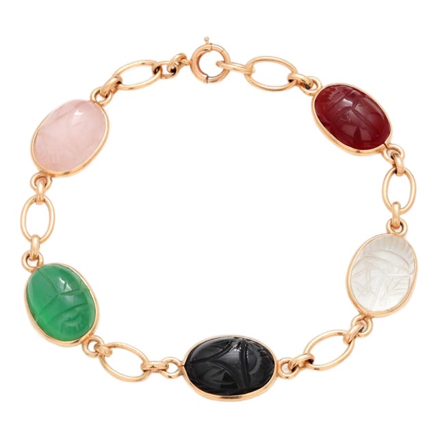 Vintage 14k Yellow Gold Scarab Gemstone Bracelet Carved Semi-Precious Scarabs For Sale