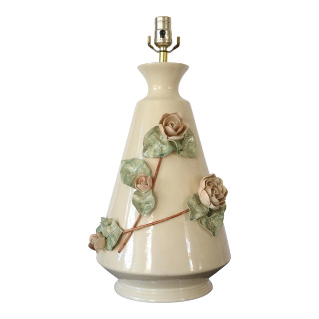 Vintage 1950s Raised Sculpted Roses Table Lamp For Sale